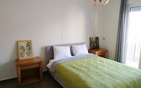 Pantazopoulou Square Apartment